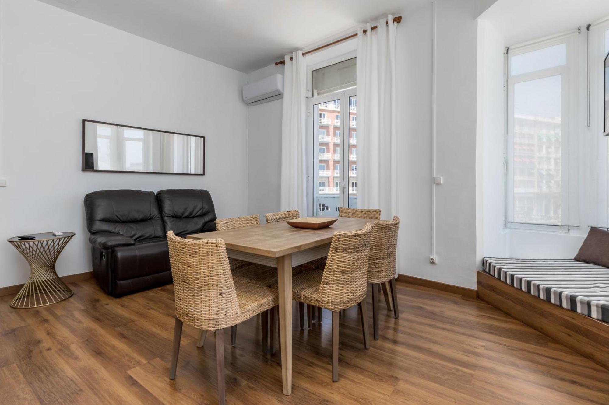New Calabuig Apartaments Valencia Ngoại thất bức ảnh
