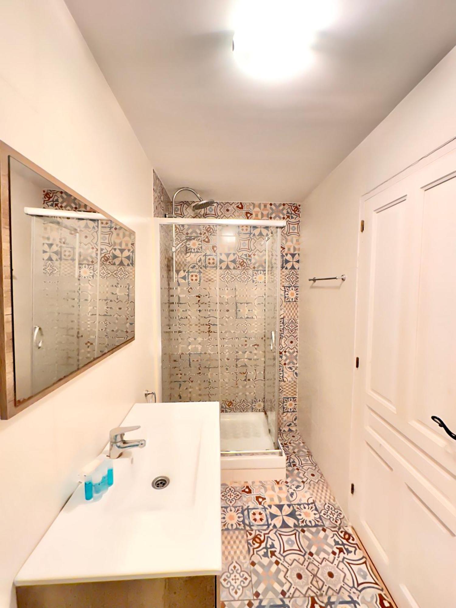 New Calabuig Apartaments Valencia Ngoại thất bức ảnh
